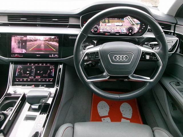 Ａ８ ５５ＴＦＳＩクワトロ　ハイブリッド　４ＷＤ　サンルーフ　本革シート　アラウンドビューモニター　インタークーラーターボ　全席シートヒーター＆パワーシート　ナビＴＶ　レーダー　ドラレコ　Ｐバックドア　ＥＴＣ　イージークローザー（6枚目）