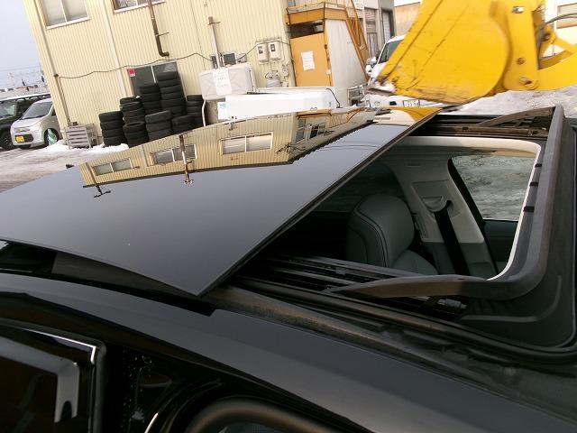 Ａ８ ５５ＴＦＳＩクワトロ　ハイブリッド　４ＷＤ　サンルーフ　本革シート　アラウンドビューモニター　インタークーラーターボ　全席シートヒーター＆パワーシート　ナビＴＶ　レーダー　ドラレコ　Ｐバックドア　ＥＴＣ　イージークローザー（26枚目）