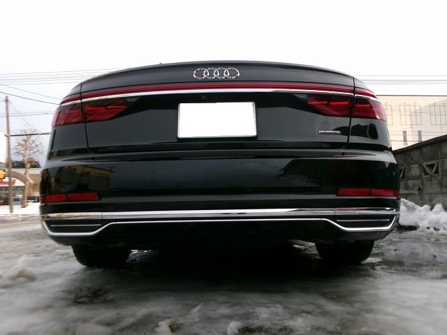 Ａ８ ５５ＴＦＳＩクワトロ　ハイブリッド　４ＷＤ　サンルーフ　本革シート　アラウンドビューモニター　インタークーラーターボ　全席シートヒーター＆パワーシート　ナビＴＶ　レーダー　ドラレコ　Ｐバックドア　ＥＴＣ　イージークローザー（42枚目）