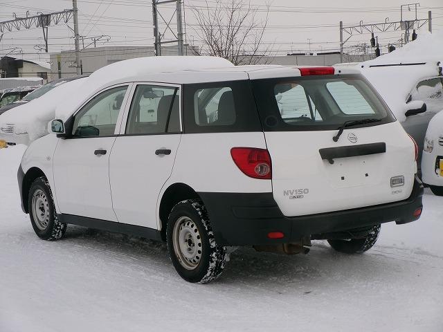 ＮＶ１５０ＡＤ ＤＸ　４ＷＤ　ディスプレイオーディオ　バックカメラ　キーレス　衝突軽減ブレーキ　レーンキープ　横滑り防止　Ｂｌｕｅｔｏｏｔｈオーディオ（4枚目）