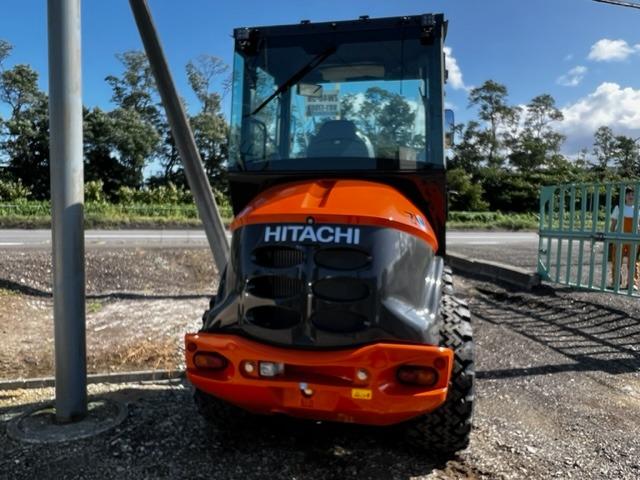 日本 　日立　ホイルローダＺＷ４０　新車　標準リフトアーム　０．７立米除雪用バケット　スノースパイクタイヤ　ＬＥＤ作業灯　ツインヒーター（7枚目）