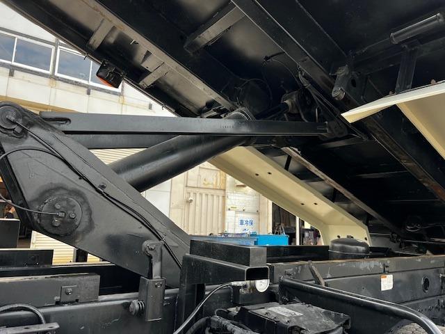 プロフィア 　１０ｔダンプ　令和４年車　排気　ダンプサイズ５１０×２２０　自動コボレン　２ＤＧ―ＦＳ１ＡＧＡ　２５２０３３ｋｍ　検Ｒ８年３月２９日（18枚目）