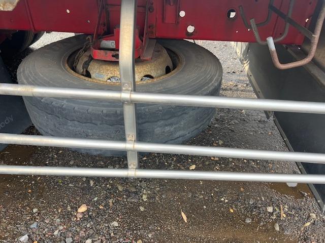 クオン 増t冷蔵冷凍車 エアサス LKG―CD5ZA ハイルーフ エスコット バックモニター ETC 走行不明 パワーステアリング パワーウィンドウ エアコン(11枚目)