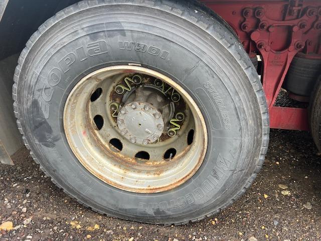 クオン 増t冷蔵冷凍車 エアサス LKG―CD5ZA ハイルーフ エスコット バックモニター ETC 走行不明 パワーステアリング パワーウィンドウ エアコン(12枚目)