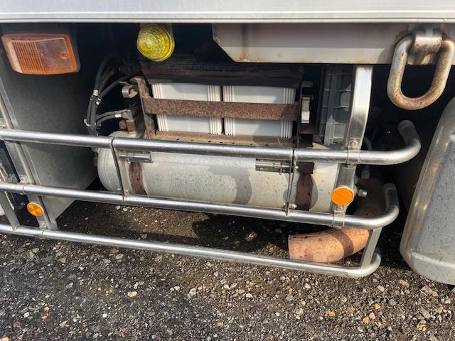 クオン 増t冷蔵冷凍車 エアサス LKG―CD5ZA ハイルーフ エスコット バックモニター ETC 走行不明 パワーステアリング パワーウィンドウ エアコン(23枚目)