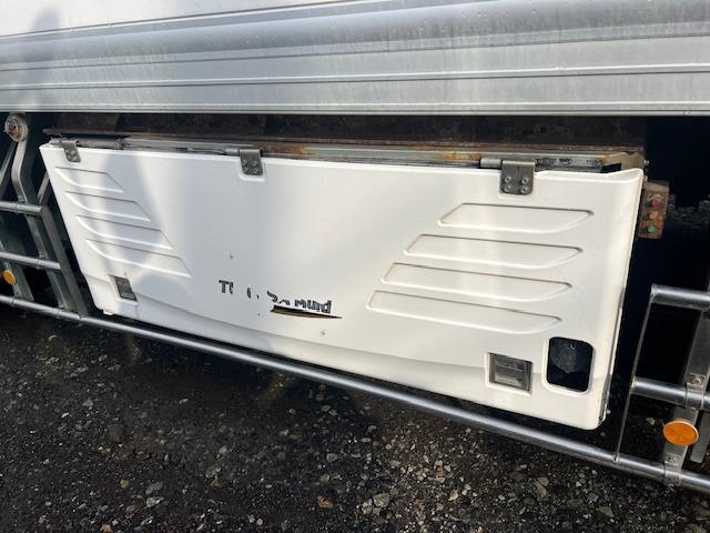 クオン 増t冷蔵冷凍車 エアサス LKG―CD5ZA ハイルーフ エスコット バックモニター ETC 走行不明 パワーステアリング パワーウィンドウ エアコン(24枚目)