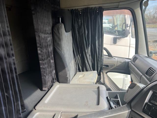 クオン 増t冷蔵冷凍車 エアサス LKG―CD5ZA ハイルーフ エスコット バックモニター ETC 走行不明 パワーステアリング パワーウィンドウ エアコン(30枚目)