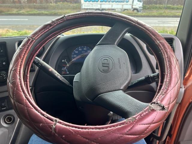 クオン 増t冷蔵冷凍車 エアサス LKG―CD5ZA ハイルーフ エスコット バックモニター ETC 走行不明 パワーステアリング パワーウィンドウ エアコン(38枚目)