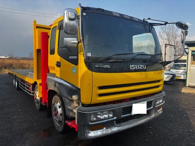 ギガ 　セルフ　ラジコン　重機運搬車　４段クレーンフックイン　ユニックＵＲＡ５０４Ｈ　エンジン６ＷＡ１　ウインチ付　ＫＣ－ＣＹＨ５０Ｗ２　６９５６５５ｋｍ　検Ｒ７年１２月　エアコン　Ｆ７　４軸低床（3枚目）