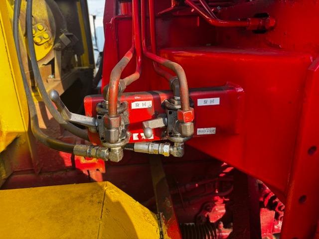 ギガ 　セルフ　ラジコン　重機運搬車　４段クレーンフックイン　ユニックＵＲＡ５０４Ｈ　エンジン６ＷＡ１　ウインチ付　ＫＣ－ＣＹＨ５０Ｗ２　６９５６５５ｋｍ　検Ｒ７年１２月　エアコン　Ｆ７　４軸低床（5枚目）