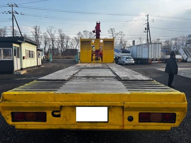 ギガ 　セルフ　ラジコン　重機運搬車　４段クレーンフックイン　ユニックＵＲＡ５０４Ｈ　エンジン６ＷＡ１　ウインチ付　ＫＣ－ＣＹＨ５０Ｗ２　６９５６５５ｋｍ　検Ｒ７年１２月　エアコン　Ｆ７　４軸低床（15枚目）