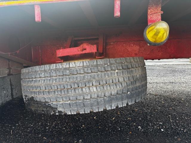 ギガ 　セルフ　ラジコン　重機運搬車　４段クレーンフックイン　ユニックＵＲＡ５０４Ｈ　エンジン６ＷＡ１　ウインチ付　ＫＣ－ＣＹＨ５０Ｗ２　６９５６５５ｋｍ　検Ｒ７年１２月　エアコン　Ｆ７　４軸低床（17枚目）