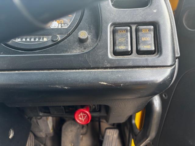 ギガ 　セルフ　ラジコン　重機運搬車　４段クレーンフックイン　ユニックＵＲＡ５０４Ｈ　エンジン６ＷＡ１　ウインチ付　ＫＣ－ＣＹＨ５０Ｗ２　６９５６５５ｋｍ　検Ｒ７年１２月　エアコン　Ｆ７　４軸低床（30枚目）