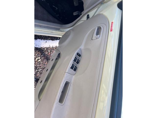 エッセ 　６６０ｃｃ　Ｄ　車検２年付き　純正オーディオ　キーレス　エアコン　走行５８７２０ｋｍ　夏タイヤアルミホイール付４本（17枚目）