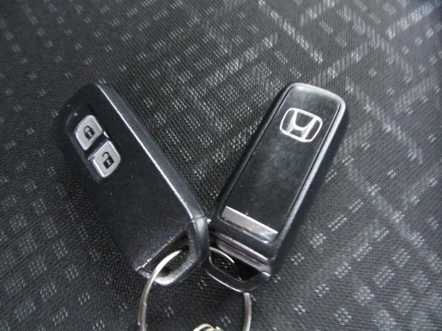 Ｎ－ＷＧＮカスタム Ｇ　４ＷＤ　純正メモリーナビ地デジ　バックカメラ３段切替付　オーディオステアリングスイッチ　ブルートゥース音楽　ＤＶＤ再生　ミラーヒーター　オートライト（28枚目）