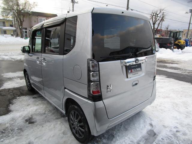 Ｎ－ＢＯＸ 　ＳＳパッケージ４ＷＤ　純正ギャザーズナビ　３段切替バックカメラ　ＳＤ再生　ブルートゥース音楽　シティブレーキ　前席シートヒーター　スマートキープッシュスタート（8枚目）