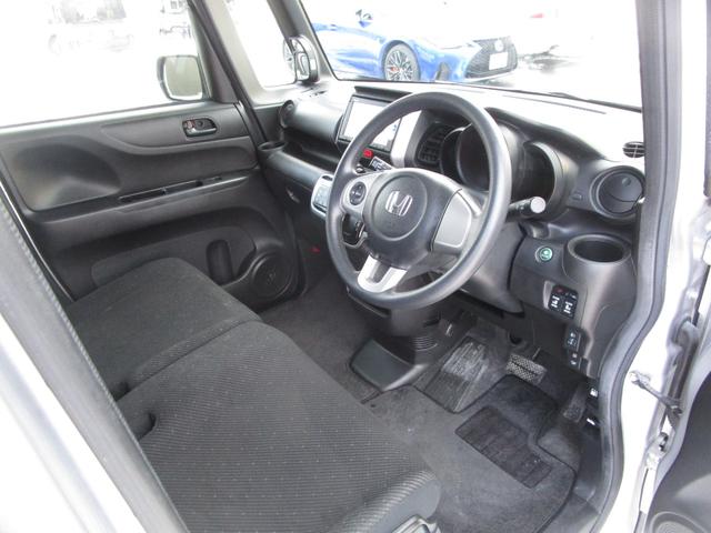 Ｎ－ＢＯＸ 　ＳＳパッケージ４ＷＤ　純正ギャザーズナビ　３段切替バックカメラ　ＳＤ再生　ブルートゥース音楽　シティブレーキ　前席シートヒーター　スマートキープッシュスタート（10枚目）