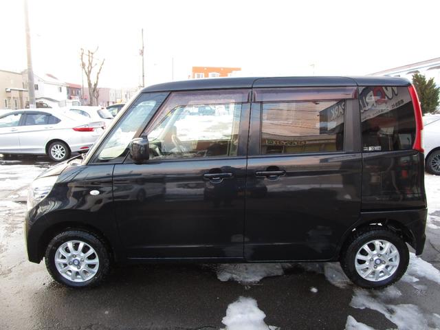 ルークス Ｅ　４ＷＤ　社外メモリーナビ地デジ　スマートキー　社外ドライブレコーダー　シートヒーター　社外１３インチＡＷ（5枚目）