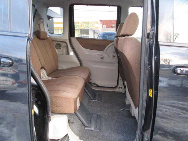 ルークス Ｅ　４ＷＤ　社外メモリーナビ地デジ　スマートキー　社外ドライブレコーダー　シートヒーター　社外１３インチＡＷ（13枚目）