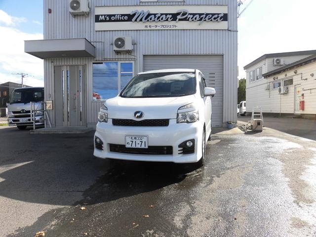 ヴォクシー ＺＳ　ワンオーナー　寒冷地仕様車　リヤヒーター　ワイパーデアイサー　両側パワースライドドア　純正エンジンスターター　ＥＴＣ　ＨＩＤライト　８人乗り（2枚目）