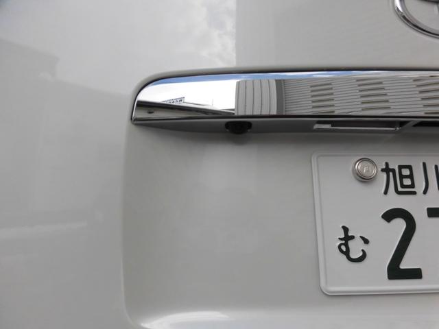 ハイエースワゴン グランドキャビン　寒冷地仕様　ホワイトパールクリスタルシャイン　パワースライドドア　バックドアイージークローザー　ＬＥＤヘッドライト　パノラミックビュー　デジタルインナーミラー　ＬＥＤフォグランプ　フロアマット（22枚目）