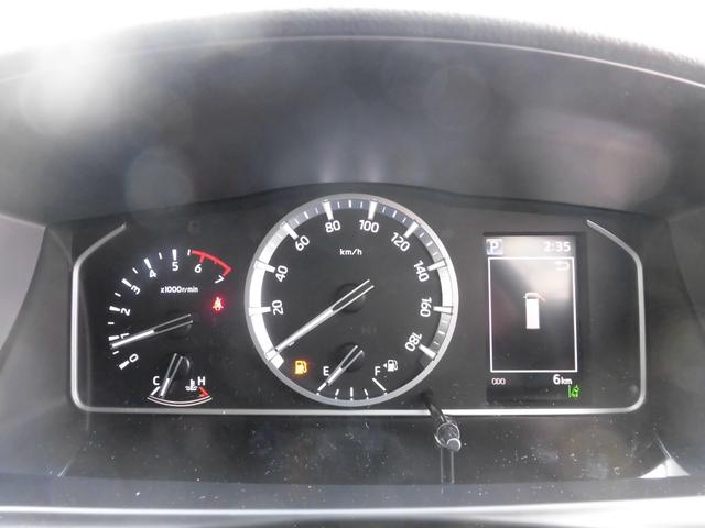 ハイエースワゴン グランドキャビン　寒冷地仕様　ホワイトパールクリスタルシャイン　パワースライドドア　バックドアイージークローザー　ＬＥＤヘッドライト　パノラミックビュー　デジタルインナーミラー　ＬＥＤフォグランプ　フロアマット（28枚目）