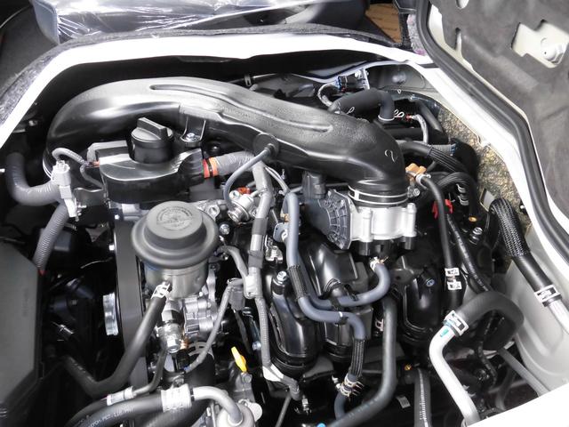 ハイエースワゴン グランドキャビン　寒冷地仕様　ホワイトパールクリスタルシャイン　パワースライドドア　バックドアイージークローザー　ＬＥＤヘッドライト　パノラミックビュー　デジタルインナーミラー　ＬＥＤフォグランプ　フロアマット（36枚目）