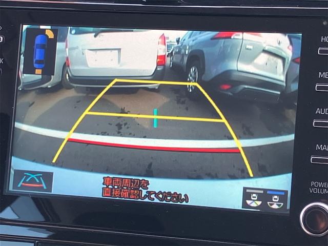 プリウス SセーフティプラスII 4WD ドライブレコーダー ETC クリアランスソナー レーンアシスト オートクルーズコントロール 衝突被害軽減システム バックカメラ ナビ アルミホイール オートマチックハイビーム オートライト(5枚目)