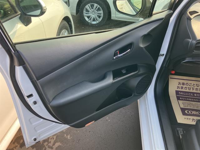 プリウス SセーフティプラスII 4WD ドライブレコーダー ETC クリアランスソナー レーンアシスト オートクルーズコントロール 衝突被害軽減システム バックカメラ ナビ アルミホイール オートマチックハイビーム オートライト(32枚目)