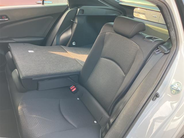 プリウス SセーフティプラスII 4WD ドライブレコーダー ETC クリアランスソナー レーンアシスト オートクルーズコントロール 衝突被害軽減システム バックカメラ ナビ アルミホイール オートマチックハイビーム オートライト(42枚目)