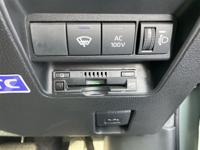 アクア X 4WD ETC バックカメラ ナビ オートクルーズコントロール レーンアシスト 衝突被害軽減システム オートマチックハイビーム オートライト LEDヘッドランプ スマートキー アイドリングストップ(8枚目)