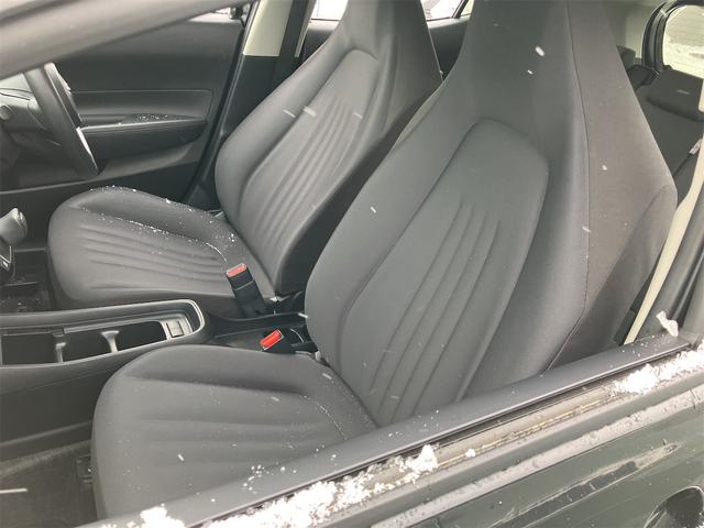 アクア X 4WD ETC バックカメラ ナビ オートクルーズコントロール レーンアシスト 衝突被害軽減システム アルミホイール オートマチックハイビーム オートライト LEDヘッドランプ スマートキー(29枚目)