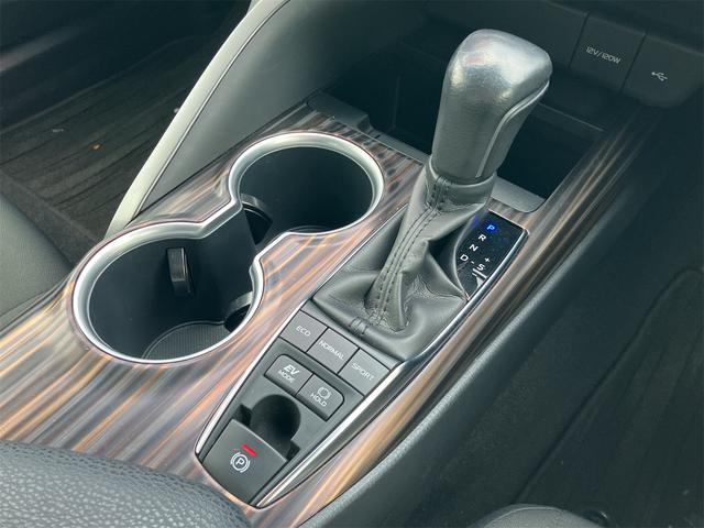 カムリ G 4WD ETC クリアランスソナー オートクルーズコントロール 衝突被害軽減システム バックカメラ ナビ アルミホイール オートマチックハイビーム オートライト LEDヘッドランプ CVT(6枚目)