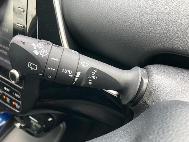 プリウス SセーフティプラスII 4WD ETC クリアランスソナー レーンアシスト オートクルーズコントロール 衝突被害軽減システム バックカメラ ナビ アルミホイール オートマチックハイビーム オートライト LEDヘッドランプ(36枚目)