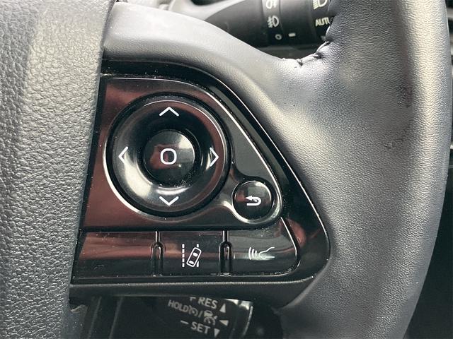 プリウス SセーフティプラスII 4WD ETC クリアランスソナー レーンアシスト オートクルーズコントロール 衝突被害軽減システム バックカメラ ナビ アルミホイール オートマチックハイビーム オートライト LEDヘッドランプ(38枚目)