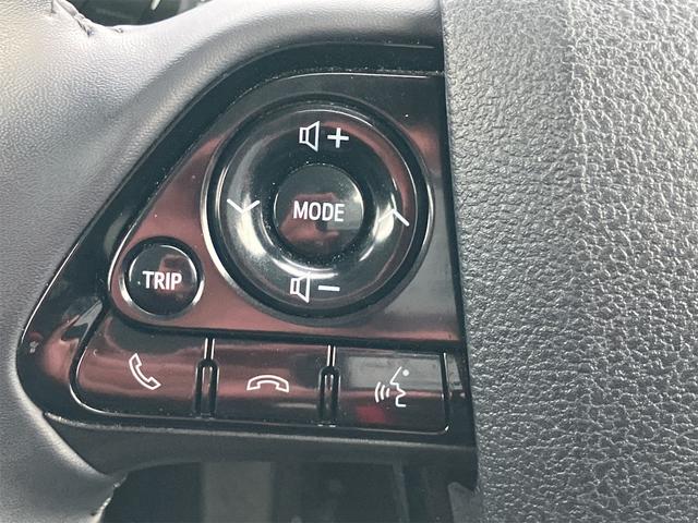 プリウス SセーフティプラスII 4WD ETC クリアランスソナー レーンアシスト オートクルーズコントロール 衝突被害軽減システム バックカメラ ナビ アルミホイール オートマチックハイビーム オートライト LEDヘッドランプ(39枚目)