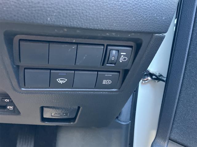 ヤリス G 4WD ETC ナビ クリアランスソナー オートクルーズコントロール レーンアシスト 衝突被害軽減システム オートマチックハイビーム オートライト スマートキー 電動格納ミラー CVT(8枚目)