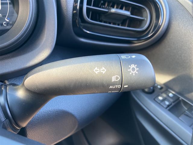 ヤリス G 4WD ETC ナビ クリアランスソナー オートクルーズコントロール レーンアシスト 衝突被害軽減システム オートマチックハイビーム オートライト スマートキー 電動格納ミラー CVT(11枚目)