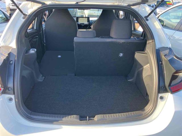 ヤリス G 4WD ETC ナビ クリアランスソナー オートクルーズコントロール レーンアシスト 衝突被害軽減システム オートマチックハイビーム オートライト スマートキー 電動格納ミラー CVT(24枚目)