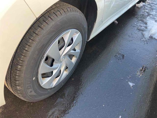 ヤリス G 4WD ETC ナビ クリアランスソナー オートクルーズコントロール レーンアシスト 衝突被害軽減システム オートマチックハイビーム オートライト スマートキー 電動格納ミラー CVT(40枚目)