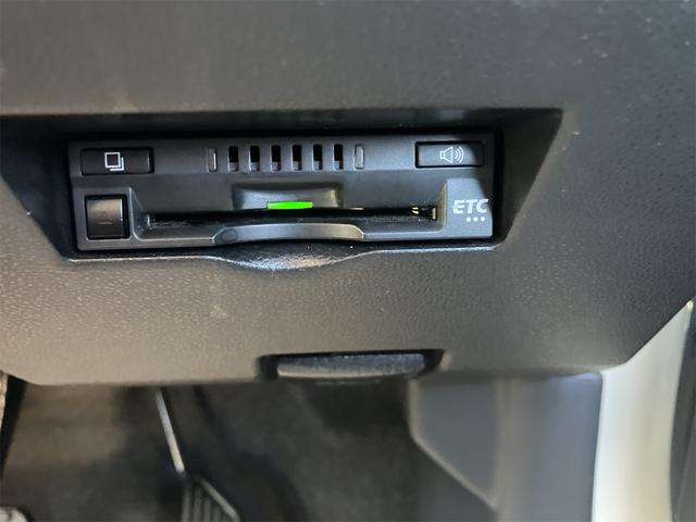 パッソ モーダ 4WD ETC バックカメラ ナビ TV クリアランスソナー 衝突被害軽減システム オートマチックハイビーム オートライト LEDヘッドランプ スマートキー アイドリングストップ 電動格納ミラー(5枚目)