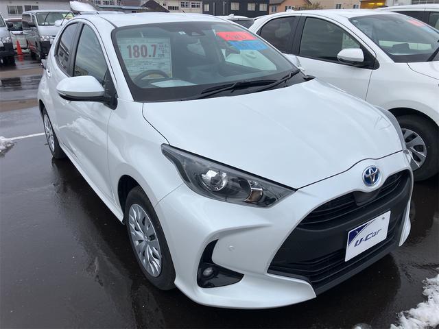 ヤリス ハイブリッドG 4WD ETC ナビ クリアランスソナー オートクルーズコントロール レーンアシスト 衝突被害軽減システム オートマチックハイビーム オートライト スマートキー 電動格納ミラー 100V電源 CVT(13枚目)