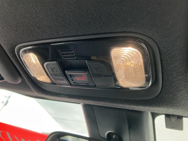 ヤリス ハイブリッドG 4WD ETC ナビ クリアランスソナー オートクルーズコントロール レーンアシスト 衝突被害軽減システム オートマチックハイビーム オートライト スマートキー 電動格納ミラー 100V電源 CVT(42枚目)