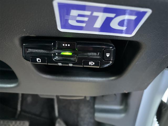 ピクシスジョイ F G SAIII プライムコレクション 4WD ETC ナビ 衝突被害軽減システム オートマチックハイビーム LEDヘッドランプ スマートキー アイドリングストップ 電動格納ミラー シートヒーター ベンチシート CVT 盗難防止システム(10枚目)