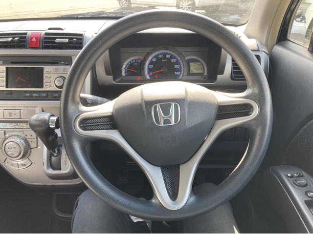 ゼストスパーク W 4WD バックカメラ HID スマートキー 電動格納ミラー ベンチシート AT 盗難防止システム ABS CD アルミホイール 衝突安全ボディ エアコン(2枚目)