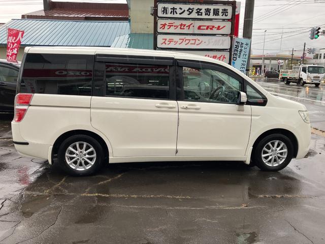 ステップワゴン L 4WD スマートキー ナビ ETC バックカメラ 後席モニタ 100V電源 ABS(6枚目)