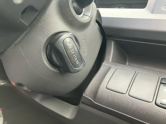 ステップワゴン L 4WD スマートキー ナビ ETC バックカメラ 後席モニタ 100V電源 ABS(17枚目)