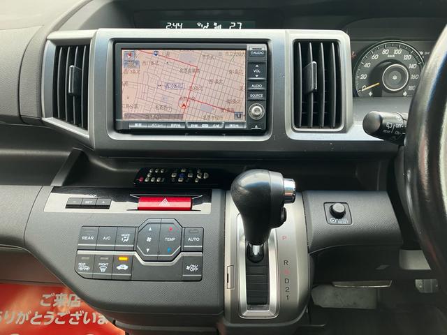 ステップワゴン L 4WD スマートキー ナビ ETC バックカメラ 後席モニタ 100V電源 ABS(23枚目)