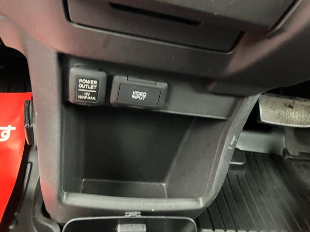 ステップワゴン L 4WD スマートキー ナビ ETC バックカメラ 後席モニタ 100V電源 ABS(24枚目)