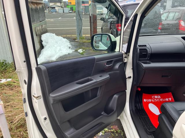 ステップワゴン L 4WD スマートキー ナビ ETC バックカメラ 後席モニタ 100V電源 ABS(36枚目)